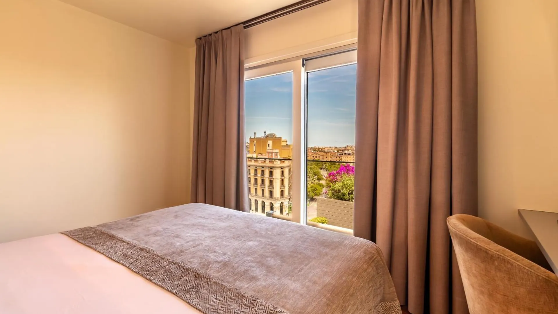 Duquesa Suites Landmark Hotel By Grup Duquessa Barcelone