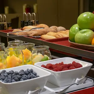 4* فندق أمريكا