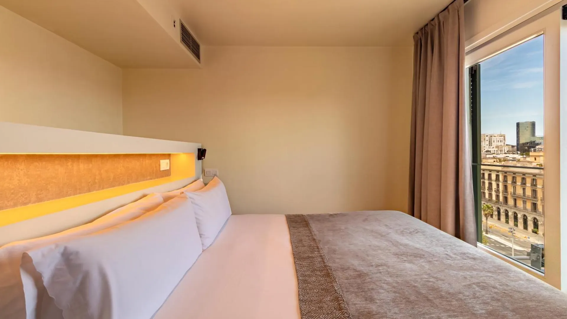 Duquesa Suites Landmark Hotel By Grup Duquessa Barcelona 4*,  Hiszpania
